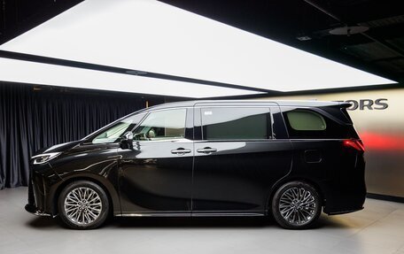 Lexus LM, 2025 год, 19 900 000 рублей, 8 фотография