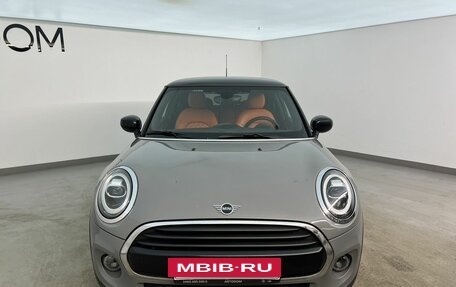 MINI Hatch, 2019 год, 1 990 000 рублей, 3 фотография