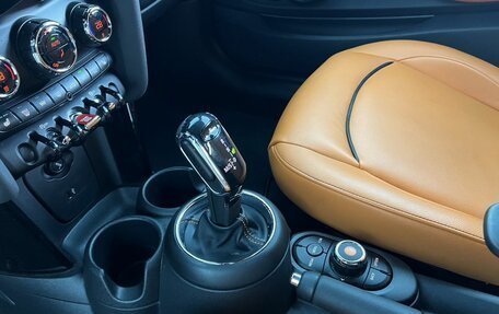 MINI Hatch, 2019 год, 1 990 000 рублей, 14 фотография