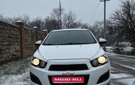 Chevrolet Aveo III, 2013 год, 700 000 рублей, 2 фотография