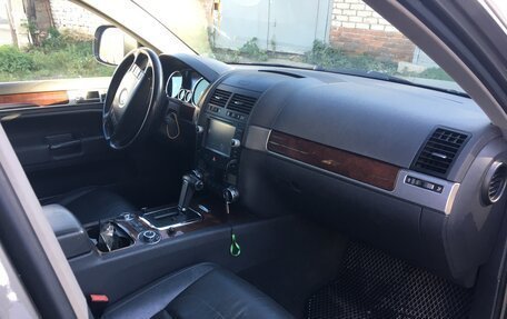 Volkswagen Touareg III, 2008 год, 1 000 000 рублей, 12 фотография