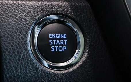 Toyota Camry, 2025 год, 4 990 000 рублей, 17 фотография