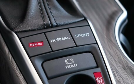 Toyota Camry, 2025 год, 4 990 000 рублей, 24 фотография