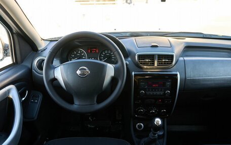 Nissan Terrano III, 2015 год, 1 085 000 рублей, 7 фотография