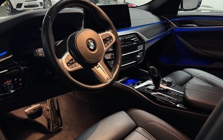 BMW 5 серия, 2022 год, 5 299 000 рублей, 10 фотография