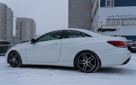 Mercedes-Benz E-Класс, 2015 год, 2 200 000 рублей, 13 фотография