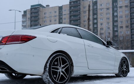 Mercedes-Benz E-Класс, 2015 год, 2 200 000 рублей, 8 фотография