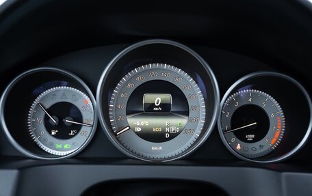 Mercedes-Benz E-Класс, 2015 год, 2 200 000 рублей, 37 фотография