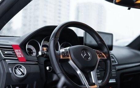 Mercedes-Benz E-Класс, 2015 год, 2 200 000 рублей, 31 фотография