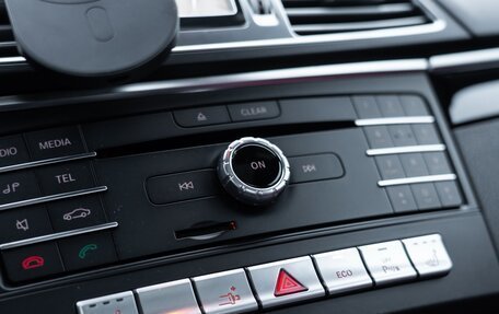 Mercedes-Benz E-Класс, 2015 год, 2 200 000 рублей, 40 фотография