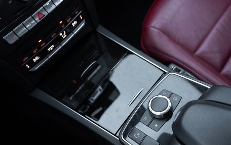 Mercedes-Benz E-Класс, 2015 год, 2 200 000 рублей, 39 фотография