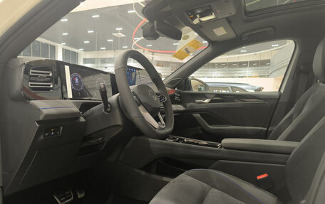 Volkswagen Tiguan, 2025 год, 4 999 000 рублей, 16 фотография