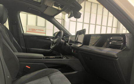 Volkswagen Tiguan, 2025 год, 4 999 000 рублей, 11 фотография