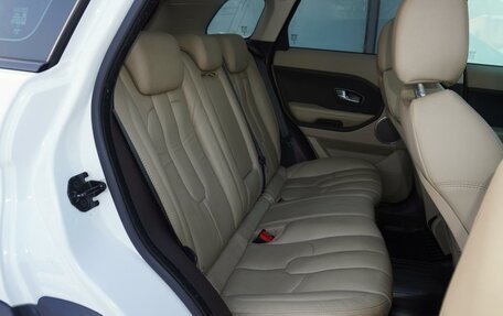 Land Rover Range Rover Evoque I, 2015 год, 2 299 000 рублей, 11 фотография