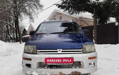 Mitsubishi Space Runner II, 1999 год, 350 000 рублей, 3 фотография