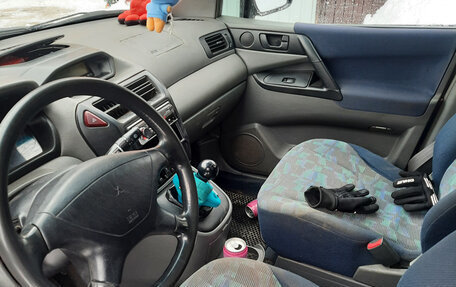 Mitsubishi Space Runner II, 1999 год, 350 000 рублей, 7 фотография