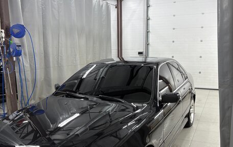 BMW 5 серия, 2003 год, 890 000 рублей, 18 фотография