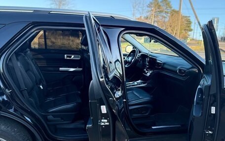 Ford Explorer VI, 2020 год, 4 050 000 рублей, 2 фотография