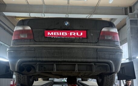 BMW 5 серия, 2003 год, 890 000 рублей, 32 фотография