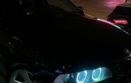 BMW 5 серия, 2003 год, 890 000 рублей, 27 фотография