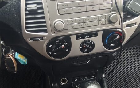 Hyundai i20 IB рестайлинг, 2010 год, 500 000 рублей, 21 фотография