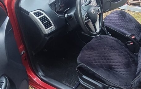 Hyundai i20 IB рестайлинг, 2010 год, 500 000 рублей, 18 фотография