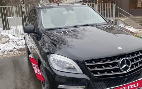 Mercedes-Benz M-Класс, 2014 год, 2 150 000 рублей, 3 фотография