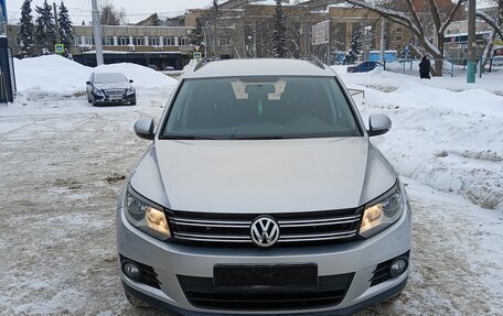 Volkswagen Tiguan I, 2011 год, 1 000 050 рублей, 3 фотография