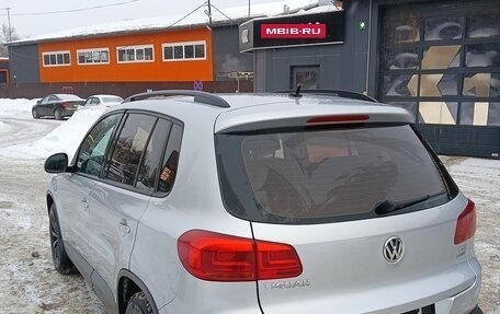 Volkswagen Tiguan I, 2011 год, 1 000 050 рублей, 5 фотография
