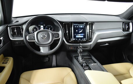 Volvo XC60 II, 2019 год, 3 500 000 рублей, 6 фотография