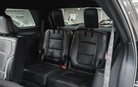 Ford Explorer VI, 2016 год, 2 250 000 рублей, 18 фотография