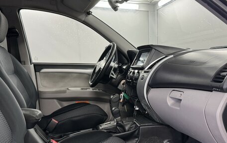 Mitsubishi Pajero Sport II рестайлинг, 2011 год, 1 645 000 рублей, 12 фотография