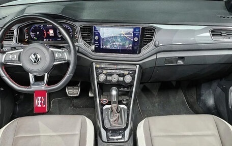 Volkswagen T-Roc I, 2021 год, 3 230 000 рублей, 5 фотография