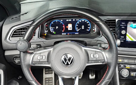 Volkswagen T-Roc I, 2021 год, 3 230 000 рублей, 11 фотография