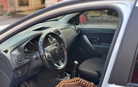 Renault Logan II, 2020 год, 455 000 рублей, 7 фотография