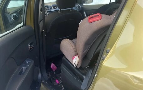 Renault Sandero II рестайлинг, 2015 год, 895 000 рублей, 7 фотография