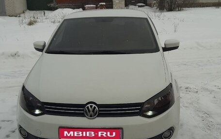 Volkswagen Polo VI (EU Market), 2012 год, 850 000 рублей, 1 фотография