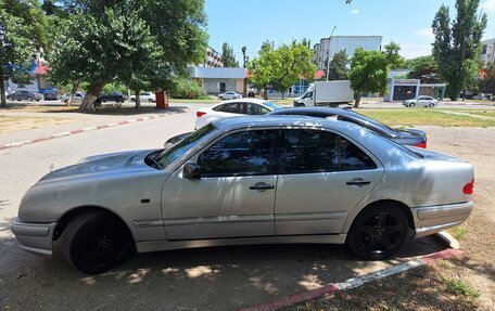 Mercedes-Benz E-Класс, 1997 год, 487 500 рублей, 5 фотография