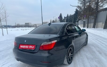 BMW 5 серия, 2007 год, 1 050 000 рублей, 7 фотография