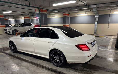 Mercedes-Benz E-Класс, 2017 год, 3 400 000 рублей, 8 фотография