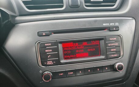 KIA Rio III рестайлинг, 2016 год, 690 000 рублей, 15 фотография