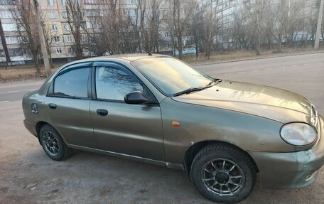 ЗАЗ Sens, 2004 год, 350 000 рублей, 3 фотография