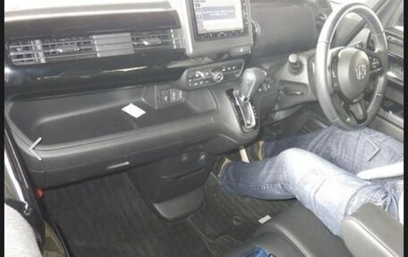 Honda N-BOX II, 2022 год, 1 450 000 рублей, 17 фотография