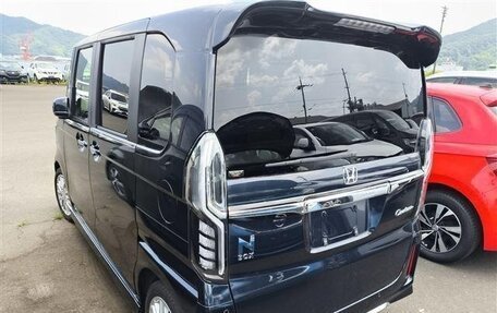 Honda N-BOX II, 2022 год, 1 450 000 рублей, 32 фотография