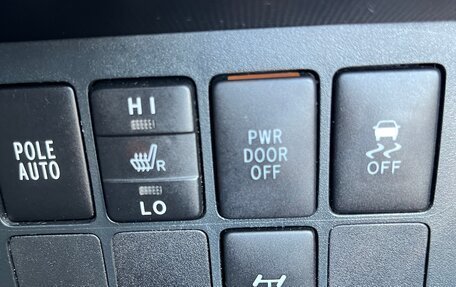 Toyota Porte II, 2013 год, 1 050 000 рублей, 12 фотография