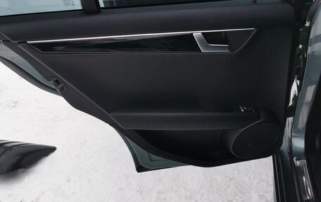 Mercedes-Benz C-Класс, 2011 год, 1 650 000 рублей, 37 фотография