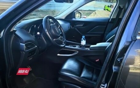 Jaguar F-Pace, 2019 год, 3 400 000 рублей, 5 фотография