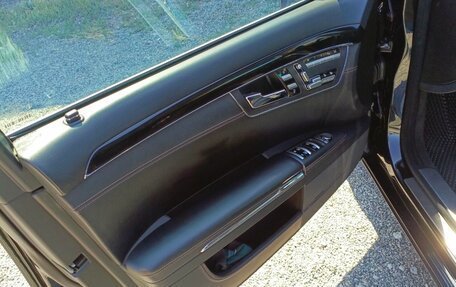 Mercedes-Benz S-Класс, 2011 год, 3 150 000 рублей, 24 фотография