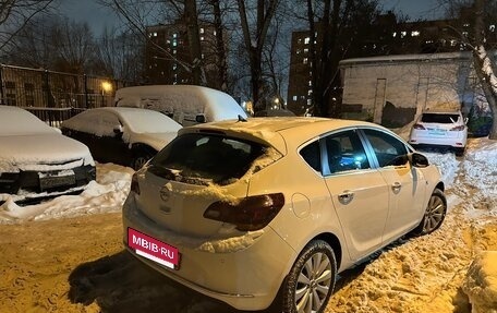 Opel Astra J, 2013 год, 1 000 000 рублей, 3 фотография