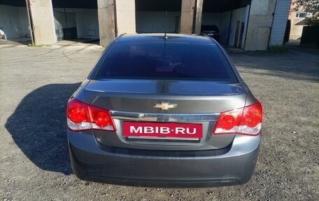 Chevrolet Cruze II, 2011 год, 500 000 рублей, 17 фотография